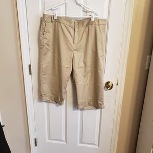 Dockers 20W Khaki Capris